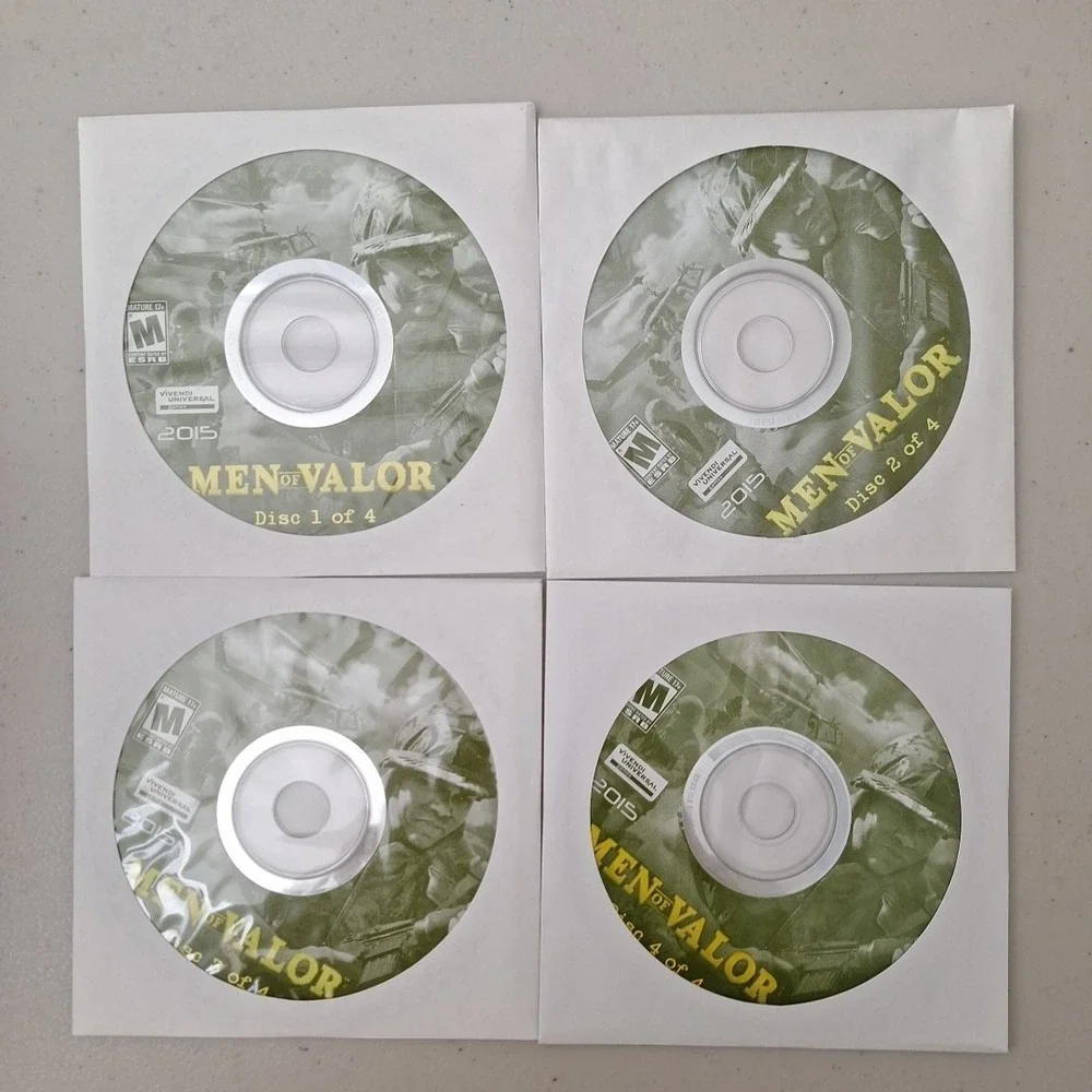 Video‎ Game PC Men of Valor Vietnam 2015 Version Windows CD-ROM Open Box